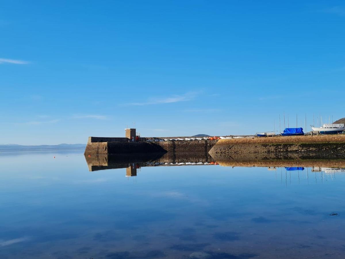 Old Tavern House Fortrose Buitenkant foto